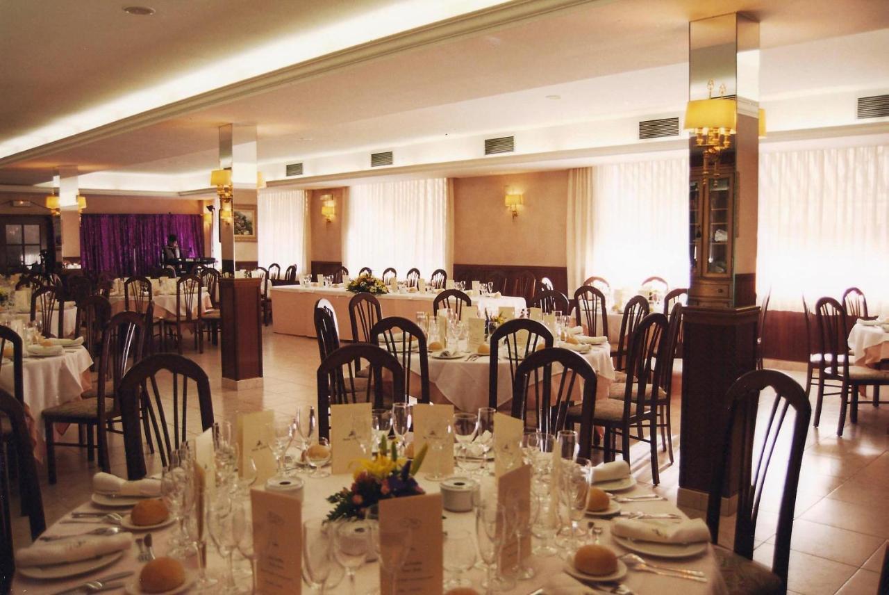 Hotel La Seu La Seu d'Urgell Zewnętrze zdjęcie